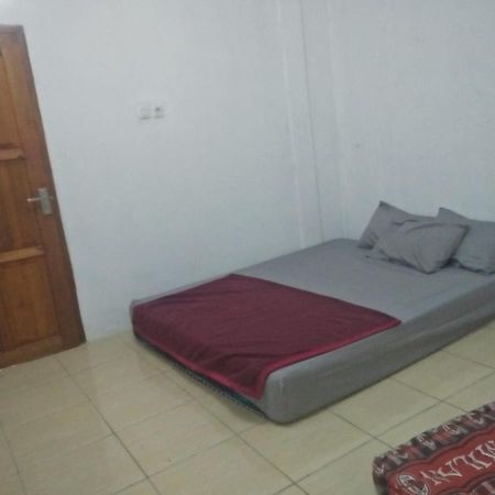 Sugi House Toraja - Villa Penginapan Sewa Harian Рантепао Екстериор снимка