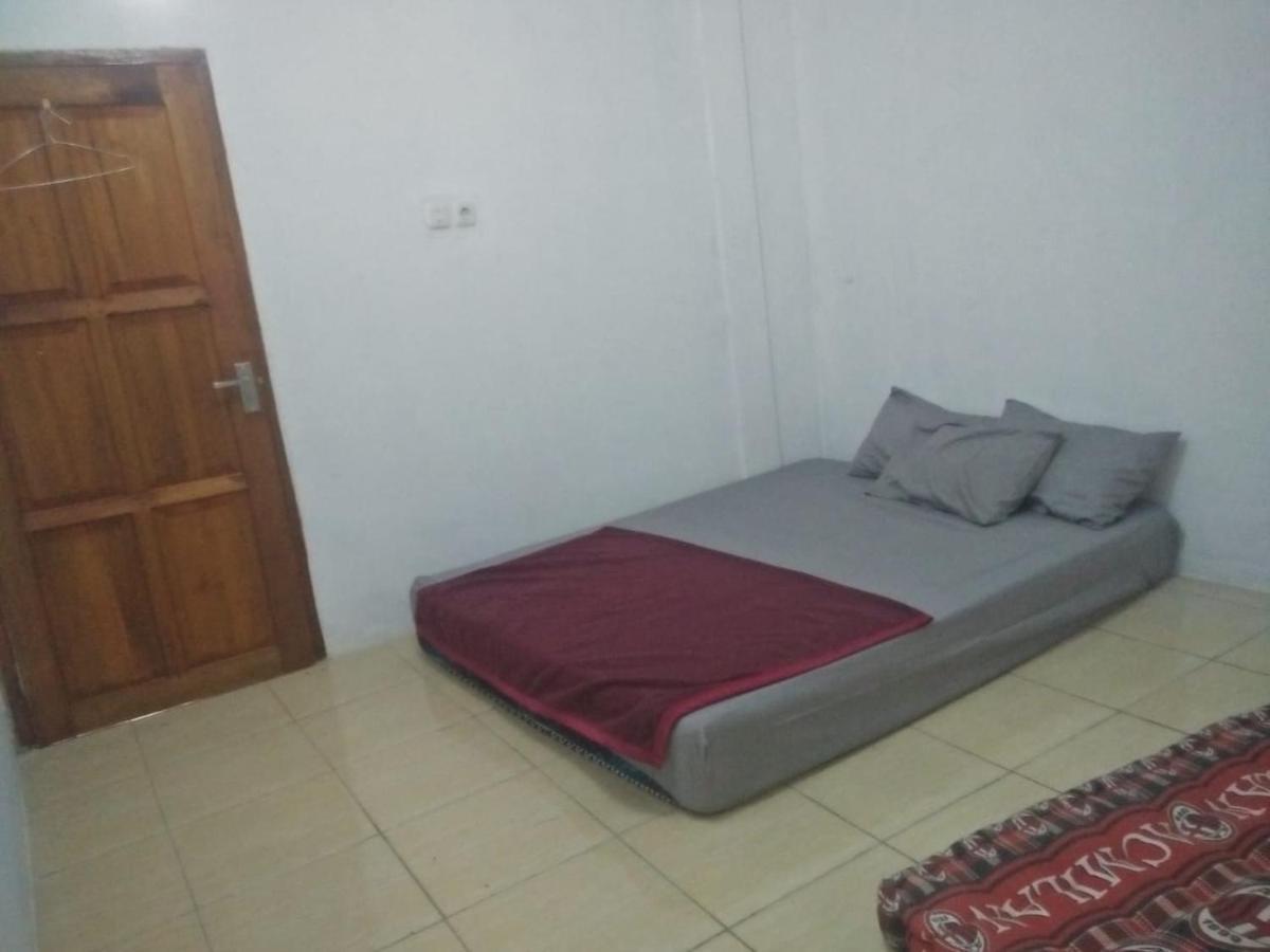 Sugi House Toraja - Villa Penginapan Sewa Harian Рантепао Екстериор снимка
